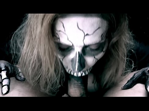 ❤️ Demon cailín sucking coileach lena béal dubh agus shlogtha cum. ❤❌ Porn anal ag ga.pornofilmtv.ru ☑